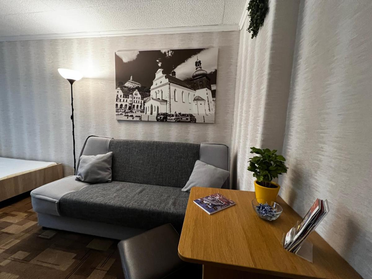 Pod Nachodskym Zamkem Lägenhet Exteriör bild