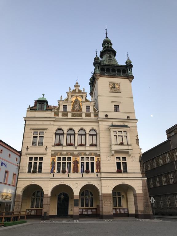 Pod Nachodskym Zamkem Lägenhet Exteriör bild